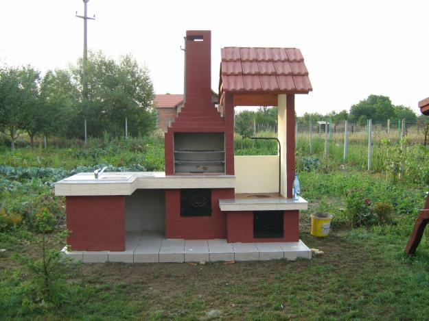 gratar de gradina din caramida